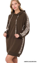Load image into Gallery viewer, SIDE PANEL LEOPARD SOFT STRETCH HOODIE (AMERICANO)
