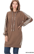 Load image into Gallery viewer, Relaxed Fit Leopard Panel Hoodie Dress