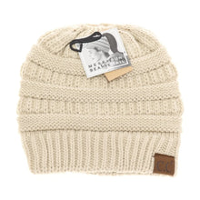 Load image into Gallery viewer, Fuzzy Lined Solid Classic CC Beanie Tail
