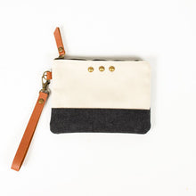 Load image into Gallery viewer, Sadie Canvas Hobo Wristlet (Olive)