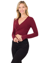 Load image into Gallery viewer, RIBBED TWIST FRONT TOP (Burgundy)
