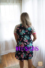 Load image into Gallery viewer, Floral Short Sleeve Dress
