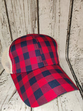 Load image into Gallery viewer, Printed Criss Cross Hats
