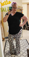 Load image into Gallery viewer, Leopard Flare Pants
