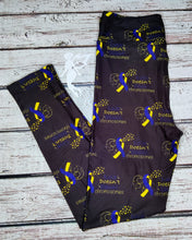 Load image into Gallery viewer, Love Doesn&#39;t Count Chromosomes Leggings
