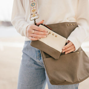 Sadie Canvas Hobo Wristlet (Brown)